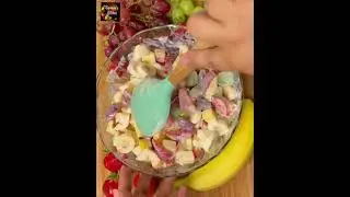 HOW TO MAKE FRESH FRUIT SALAD #Shorts