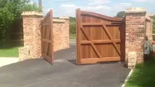 Rising Bollards & Automated Gate Demo - Tod Security