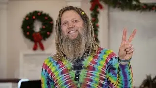 Pastor spreads 'PEACE!' at South Jersey food pantry, thrift store