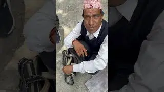 Nepali man selling Shilajit (mineral pitch) at Nanital Uttarakhand #viral #shots #shortsfeed #gov...
