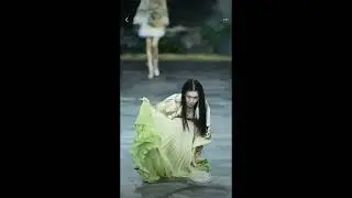 Model dressed as a forest nymph FALLS during a Chinese Fashion Show (May 2022)