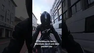Kind bedroht mich in Mannheim #shorts #mannheim #insta360 #motorradvlog