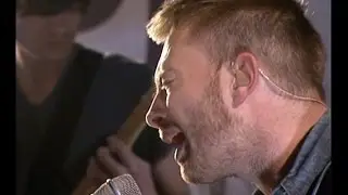 Radiohead - Pyramid Song | Live at Top Of The Pops 2001 (TOTP) (1080p, 50fps)
