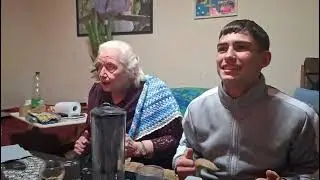 Moi avec mamie 91 ans 🇨🇵🙏