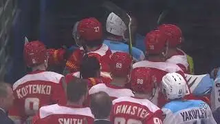 Может ещё тренер начнёт драться за команду ? 😂👊