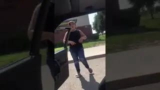 Kiki dance bye lol