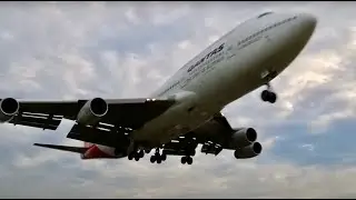 Qantas Boeing 747-400 landing at a regional airport -  VH-OJA landing in Wollongong.