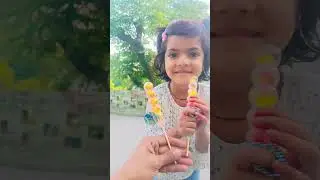 Cute baby ko Chewing gum lollipop cake chij dilayi 😋🍬🍭🍰😋 #shorts #viral #trending #viralshorts