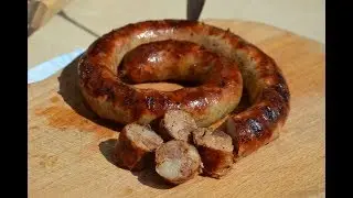 Cârnați cu carne de porc și mistreț