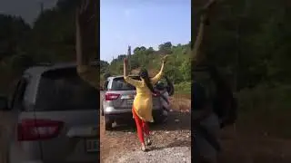 Viral Video: Woman Dances to Kacha Badam on Road, Nails The Hook Step | Watch #trending #instareels