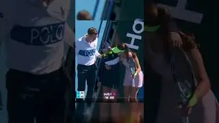 Zeynep Stops Play to Help Ball Girl