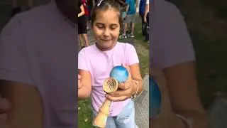 Mi-a semnat XREMUS pe tricou și kendama 😱😱😱😱 #sofiabrindas #kendama