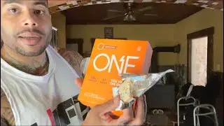 ONE BARS VS. QUEST BAR! (PROTEIN BAR REVIEW!)