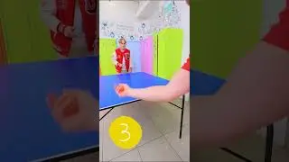 Угадай сколько раз подпрыгнет шарик!? #shorts #неожиданно  #прикол #шутка #розыгрыш #шарик #теннис