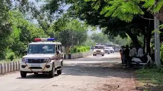 nitin gadkari's Convoy||Minister for Road Transport & Highways in the Government of India.||