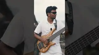 The grooviest Bass player&hearts;️&hearts;️ CARIDADE 🔥🔥