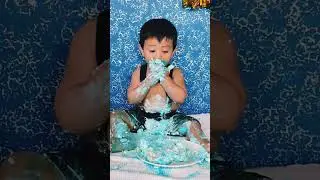 Simple yet beautiful my son's 1st birthday cake SMASH at home .#cakesmashsession #1stbirthday