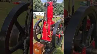 IHC Famous vertical engine at The Strumpshaw Trosh 2025