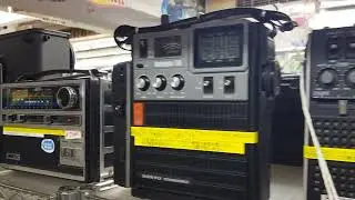 Looking for vintage BCL / SWL radio receiver in Akihabara Tokyo Japan