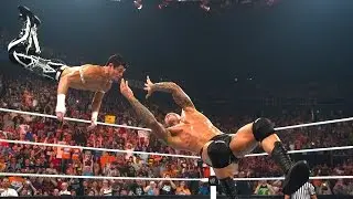 Рэнди Ортон нокаутирует Эвана Борна в воздухе: Raw, 12 июля 2010 г.