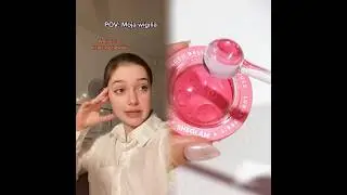 Zdążyłam przed Sylwestrem! 🙈 Wbijcie koniecznie na 📸 zobaczyć tę fotę przy choince