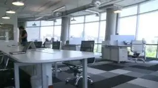 Modern Workspace | Plum TV