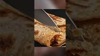 Cruncy Taco Shell ASMR #asmr #foodasmr #oddlysatisfying #knifeasmr #crunchy #shorts