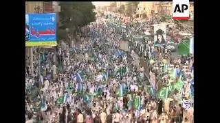 Thousands of supporters of an Islamist party in Pakistan staged an anti-US demonstration in Karachi