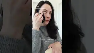How to use setting powder to set your eyes