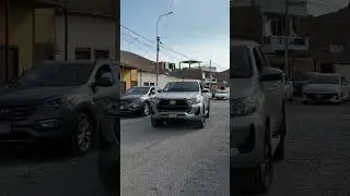 Toyota Hilux color gris #hilux #toyota #viral #colombia
