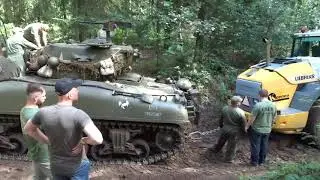 Santa Fe Event 2019 Overloon - Defective Sherman tank is towed