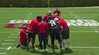 Gruden's QB Camp: Kizer shows awareness and commands the huddle