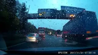 M60 illegal car driver overtaking on the hard shoulder