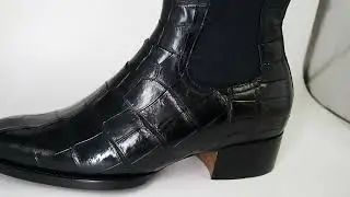 elevator crocodile chelsea boots