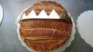 GALETTE DES ROIS         KINGS CAKE