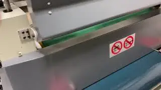 Changing rollers on Woodtech rollcoater