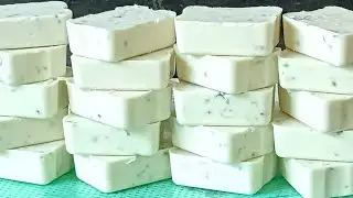 20 barras de sabão com 2 litros e meio de óleo usado