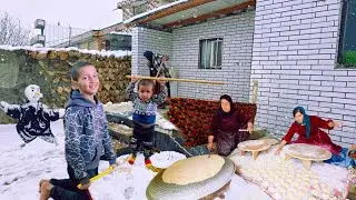 Heavy Snowfall and Tiri Bread Baking by Soghrā, Tourān, Shādi Abbas, and Kāren