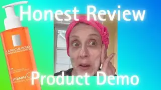 Glowing Aging Skin | La Roche-Posay Vitamin C Face Wash