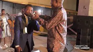Espoir Muamba met le feu🔥🔥 chez père Gambier avec titre : Puekesha Makaya tout est vanité 😁