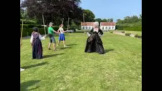 F&aelig;gtemesterinden Lady Dorothy p&aring; Gammel Estrup 1700-tals Festival 2025