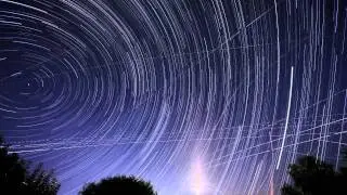 Nice star spin timelapse NoDK composited trails and air traffic V10250