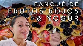 Panqu&eacute; de frutos rojos con yogur griego: f&aacute;cil, saludable y sin batidora