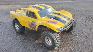 Traxxas Slash 2wd on 2.2 high country tires and rims. @WoodsUnknown #automobile #Traxxas #canada