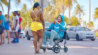 Picking Up Girls Disguised As A Handicap Guy ♿️😎