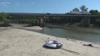2 teens drown while trying to save small child at Trinity River in Liberty County
