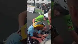 Back-to-back-to-back ➡️ Remco Evenpoel is UCI World Champion again 🌈 #Kigali2025