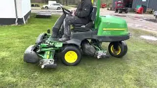 K&oslash;b John Deere 2500B gr&aelig;sklipper p&aring; Klaravik.dk 426618