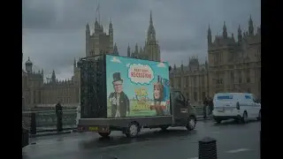 Gorilla Media and HS2 &ldquo;Mind The Budget Gap&rdquo; &ndash; Westminster Digital AdVan Campaign
