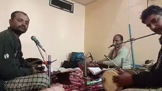 श्रीरामचरितमानस प्रोग्राम में व्यास जी छा गये। ढोलक में संगत कर रहे हैं राजन जी महाराज जय श्री राम 🙏
